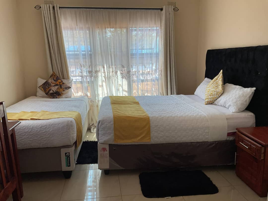 Self-contained image 1